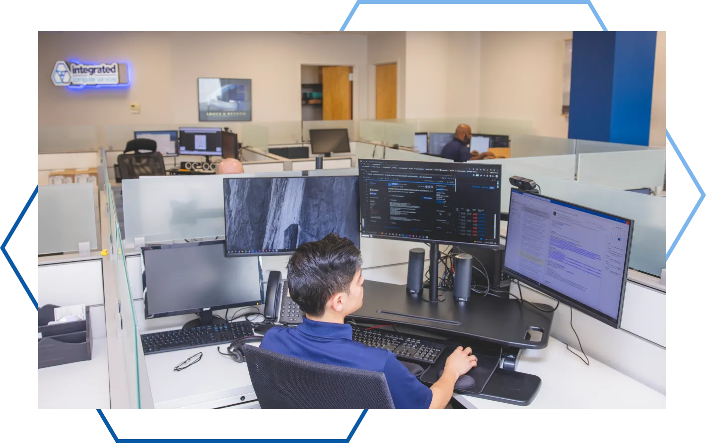img protect your premises with custom it security 2x